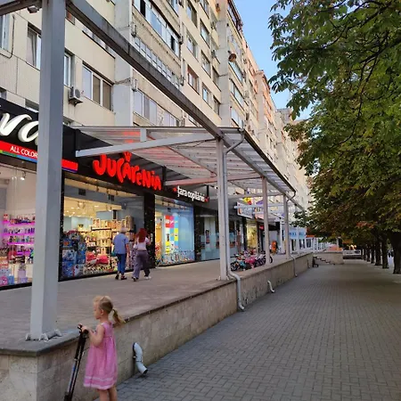 Центр Рышкановки Apartment Chisinau Exterior photo